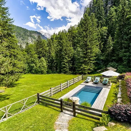 Luxury Secluded Aiguille Du Midi Views Villa Les Houches